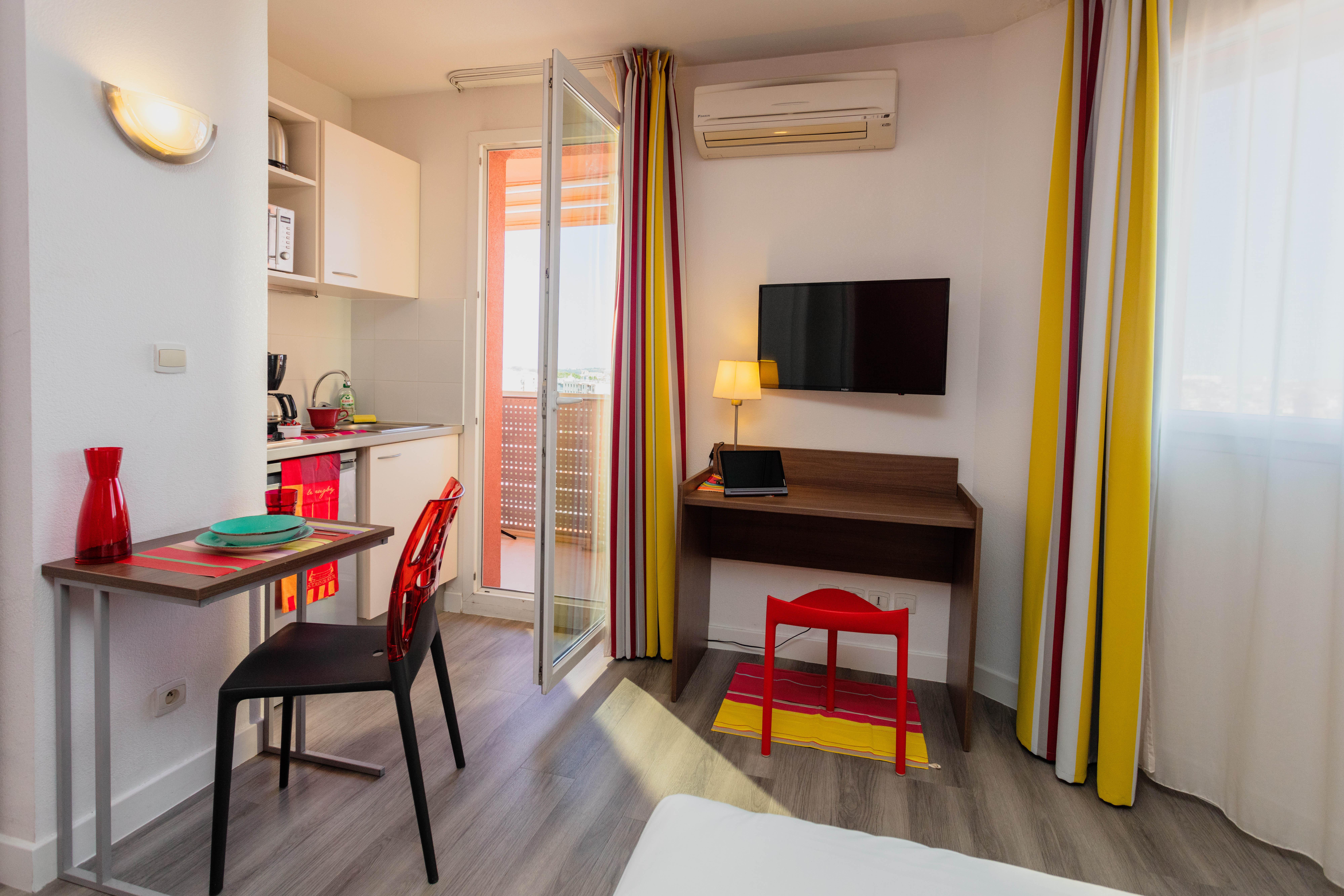Appart-Hotel Mer & Golf City Perpignan Centre Exterior photo