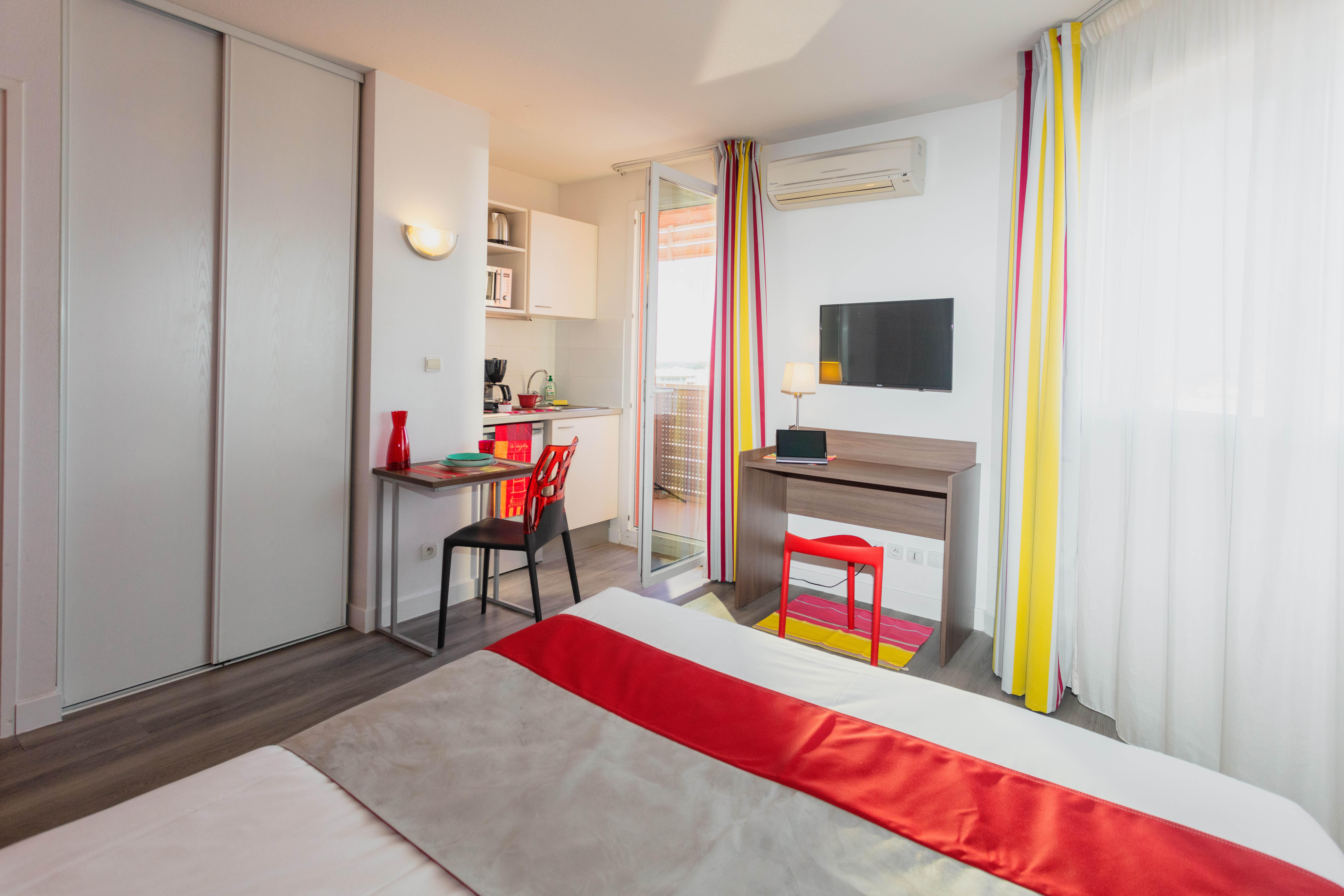 Appart-Hotel Mer & Golf City Perpignan Centre Exterior photo
